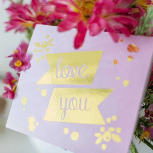 Vinil Liso de Foil Metálico Cricut / Oro / 30.5 x 121.9 cm