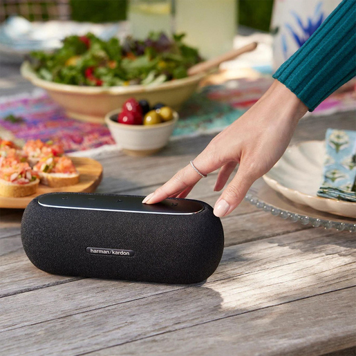 Bocina Portátil Bluetooth Harman Kardon Luna Negro