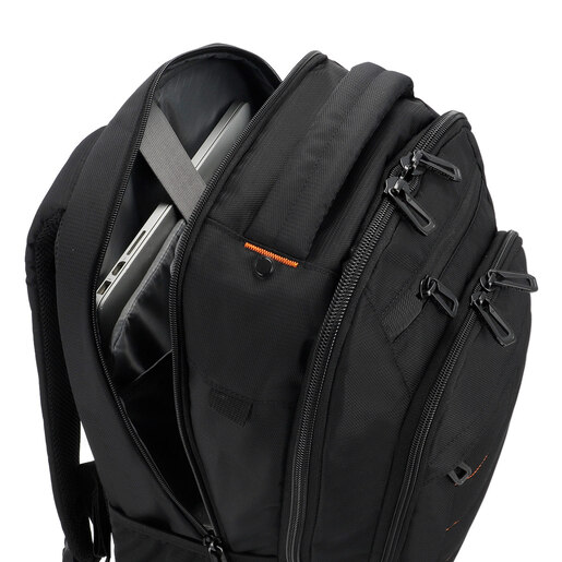 Mochila para Laptop Samsonite Reformation Titan 16 pulgadas Negro