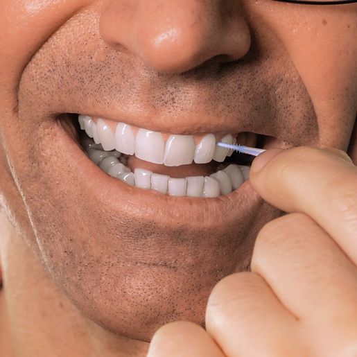 Palillos Dentales con Cepillo Suave Cool Shock / Empaque 60 piezas