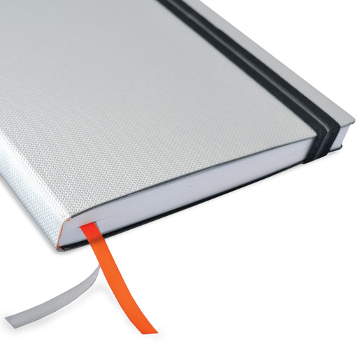 Libreta Ejecutiva Book Cubierta Carbonio 320 páginas Blancas Numeradas e Índice 16.5 x 22 cm Colores