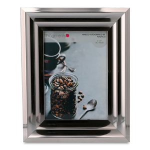 Marco para Fotos Fragments WXS0678E / Vertical / Plástico / 15.2 x 20.3 cm / Plata Marco para Fotos Fragments WXS0678E / Vertical / Plástico / 15.2 x 20.3 cm / Plata
